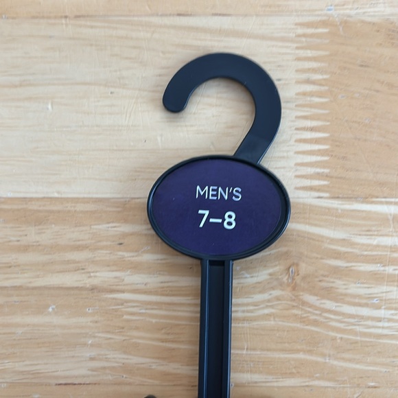 NFL Broncos men’s slippers - Picture 4 of 7